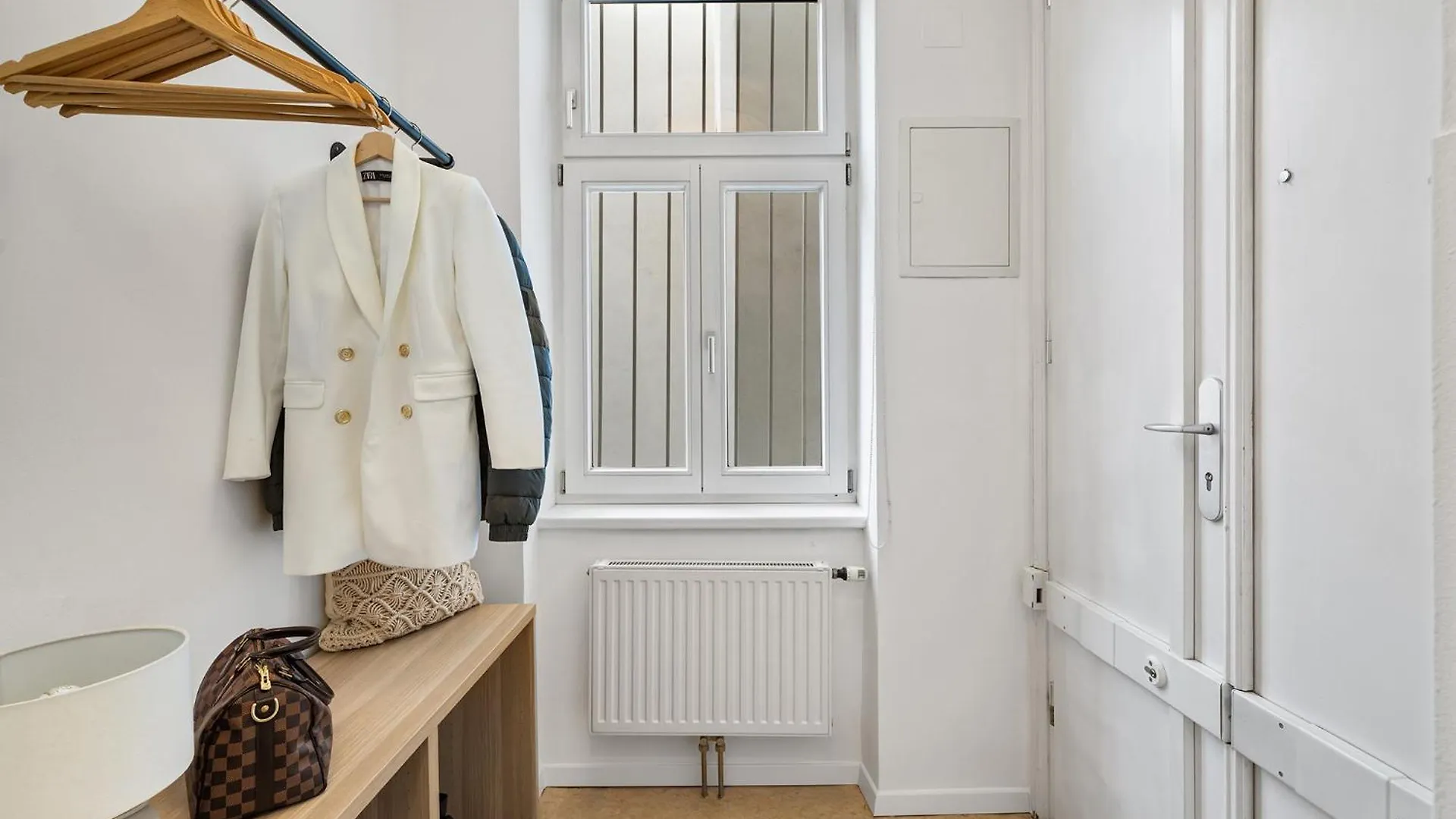 Nur 15 Minuten Ins Zentrum - Neu Renoviert Und Ruhig Gelegen Vienna Apartment